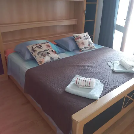 Sea View 3*